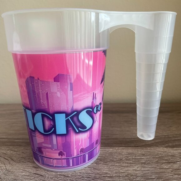 NEW LIV GOLF MAJESTICS GC Golf Pint Cup Plastic Miami Vice Retro Shot Poulter - Picture 3 of 5